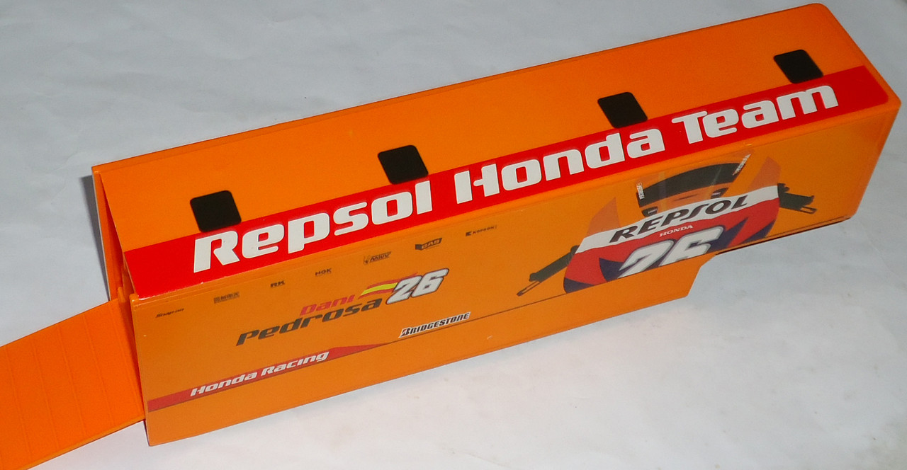 Mercedes-Benz-полуприцеп1