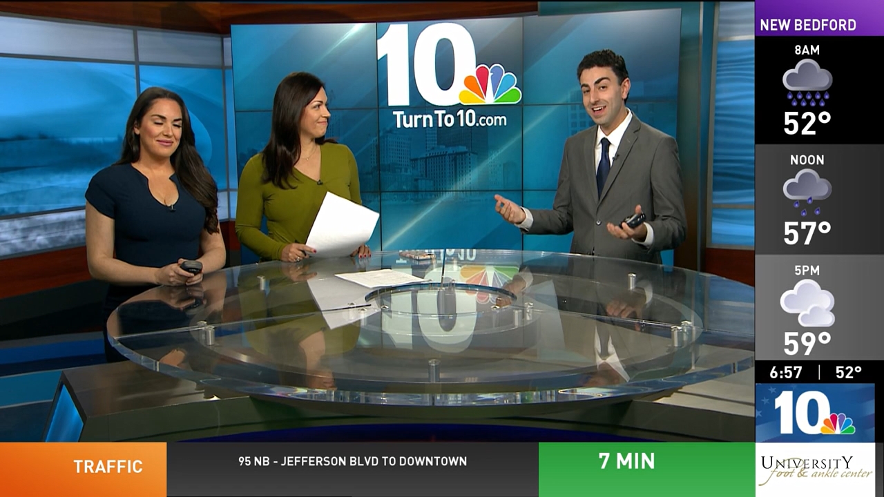 10.25 - 11.00.00 - NBC 10 News Sunrise at 6am  ᴸᶦᵛᵉ. Morning news cov..._001.ts_snapshot_12.12.416