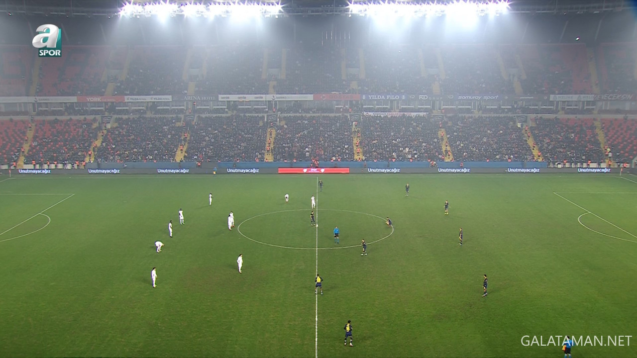 [Image: 20240207-GAZ-FEN-ZTK-1-1080-mkv-snapshot...03-529.jpg]