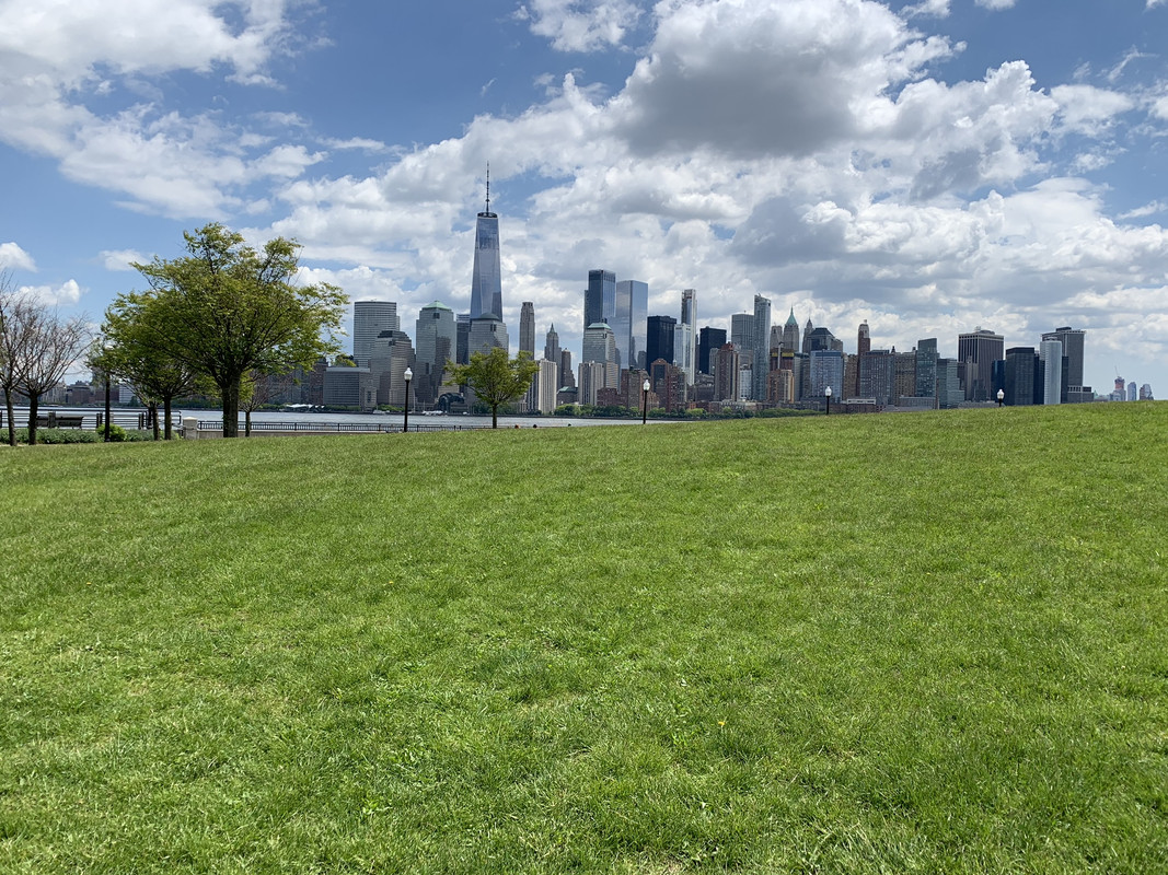 A96FBC0D-618B-41EA-9F21-34EF84C08565