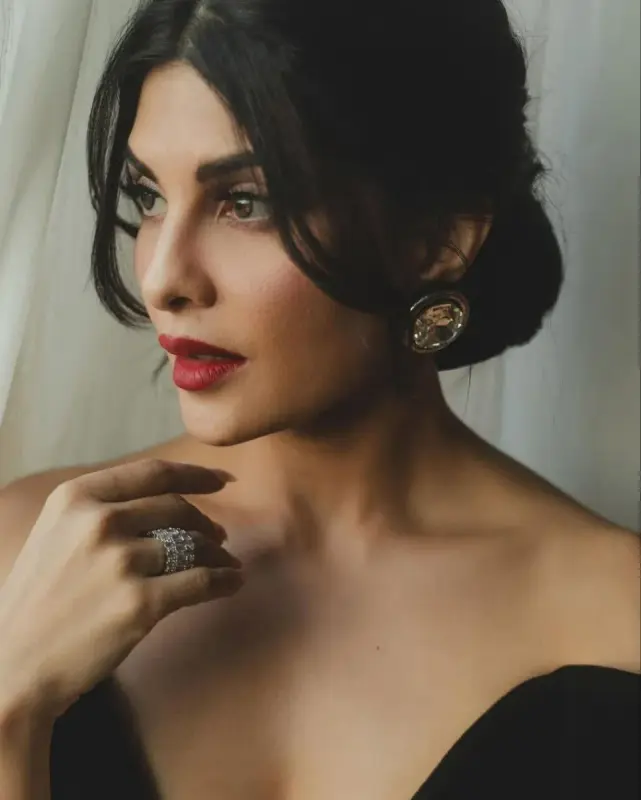 Jacqueline Fernandez no makeup