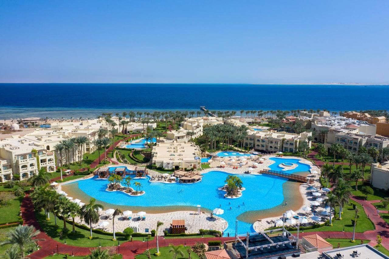 Rixos Sharm El Sheikh 5* — премиальный курорт 18+ в бухте Набк, Шарм-эль-Шейх