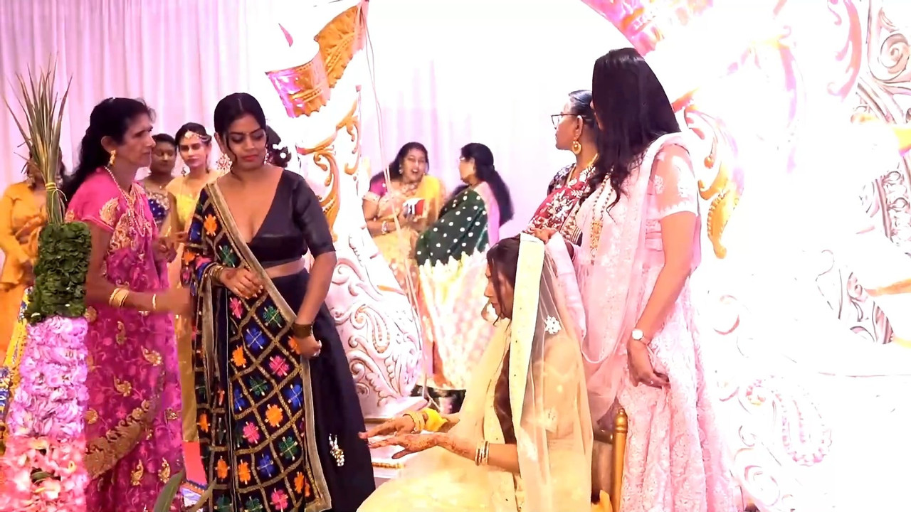 Wide boobs and cleavage show by mutiple girls during haldi.mp4_snapshot_00.00.475