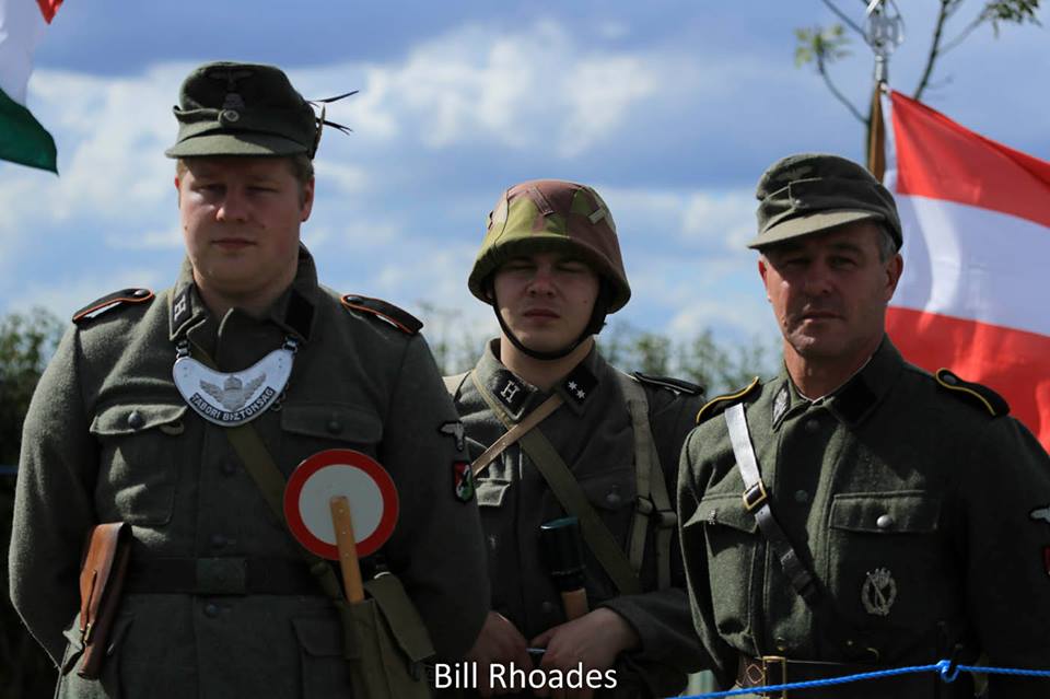 1236502_631178643581935_1189229489_n