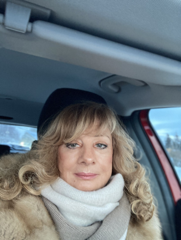 E9D1FAD6-DA53-4C04-9388-8DC8B13BEA40