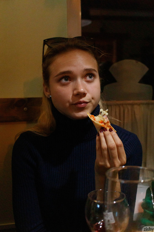 full_094_0946380956199921