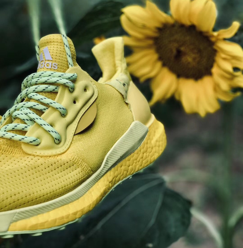 Pharrell-Williams-adidas-Solar-Hu-Glide-Yellow-Release-Date-8