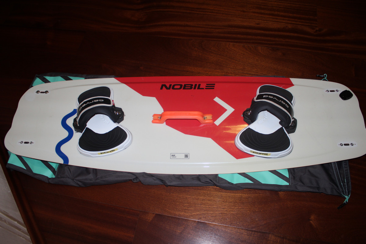 621CE9DC-FF83-40B5-8E75-CF13D3CE404E