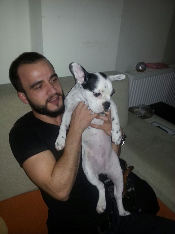 hot_dudes_with_dogs_07