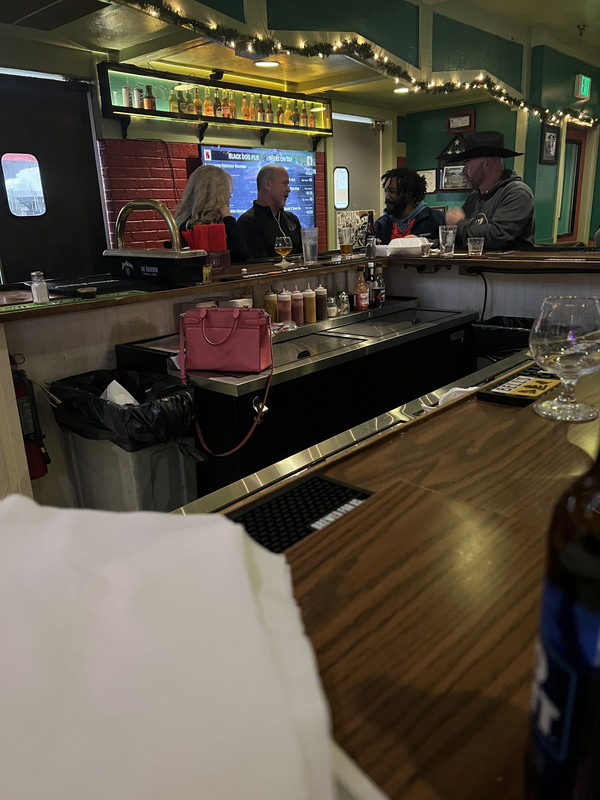 EF60B9BD-220F-4C50-999C-81B91FD0BA56