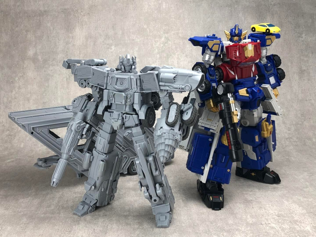 Fans-Hobby-MB-18-Energon-Optimus-Prime-Combined-Mode-10