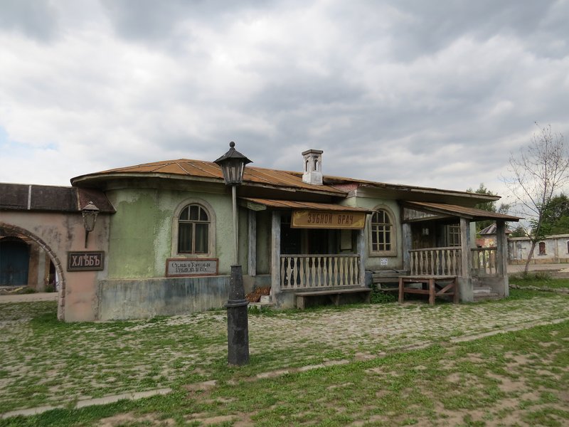 https://i.postimg.cc/bwkMjj3f/072-IMG-0517.jpg