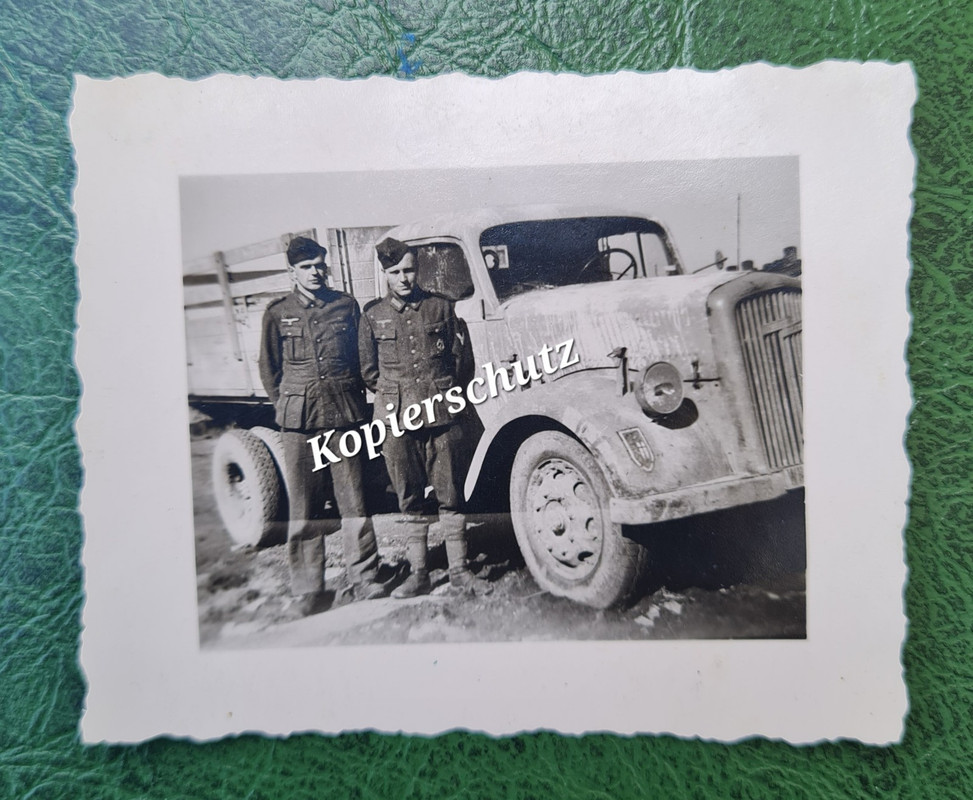 Foto, LKW, Opel Blitz, Heersflak, Divisionswappen, Wehrmacht,  (1)