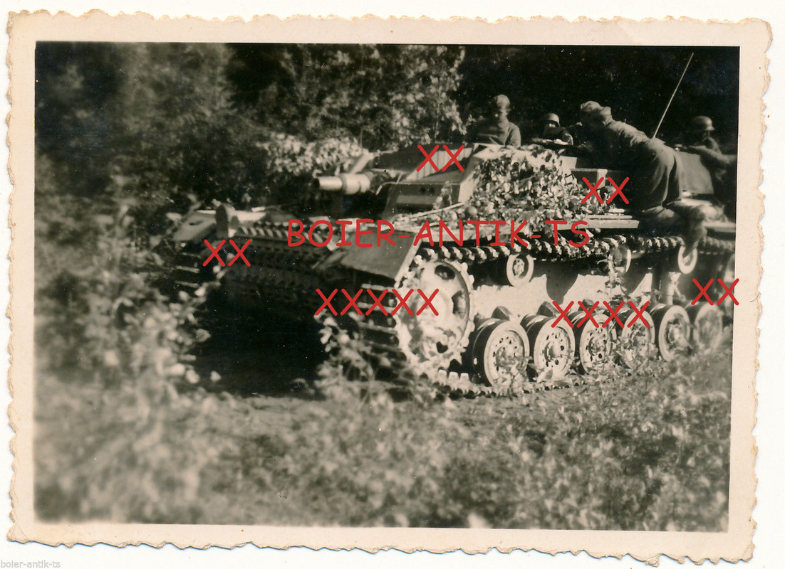 FOTO 2 WK STURMGESCHÜTZ AUSFÜHRUNG