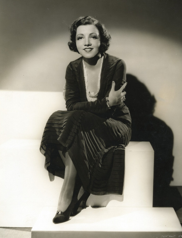 claudette_colbert_b51