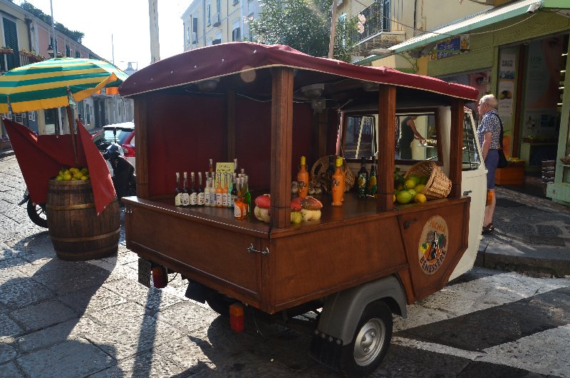 Italia y sus pueblos-2018/2019/2023 - Blogs de Italia - ISLA DE ISCHIA-21-9-2018 (24)