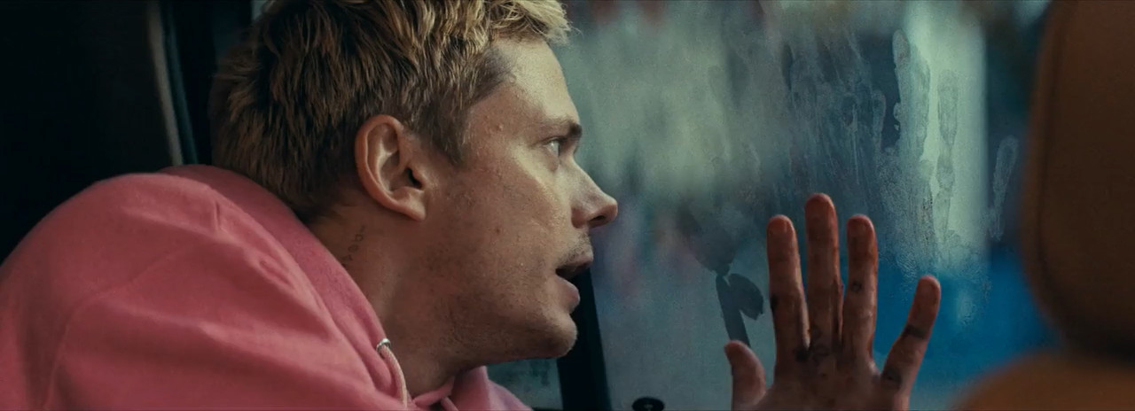 Locked 2025 BluRay [Hindi + Tamil + Telugu + English] 480p 720p ESub Screenshot