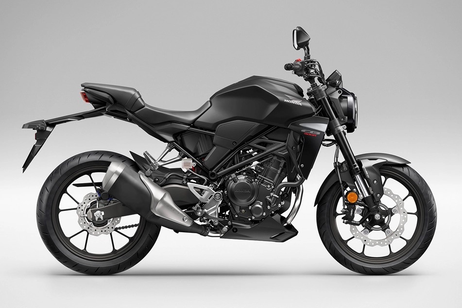 Обновленный нейкед Honda CB300R  2022