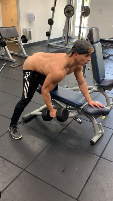 OnlyFans - 66663871-4694C395-9B25-4F0B-B88D-221CA3A71CED.mp4.0000