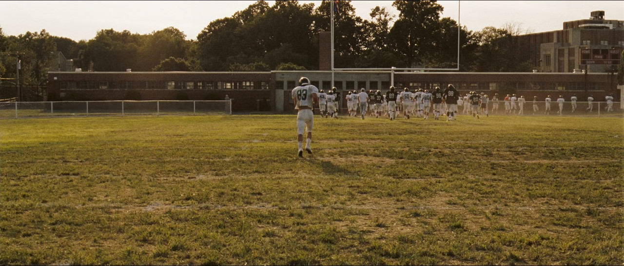 Invincible (2006).mkv_snapshot_01.00.09_[2018.01.22_22.06.48]