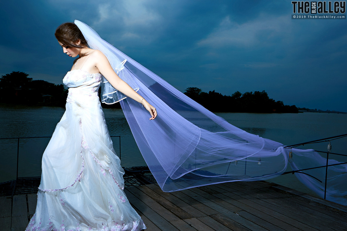 natcha-10-028