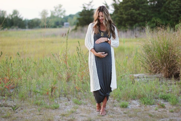 Casual Pregnancy Outfits 