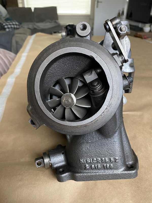 81B10E58-A9EF-4795-AC45-547AB505A3A4