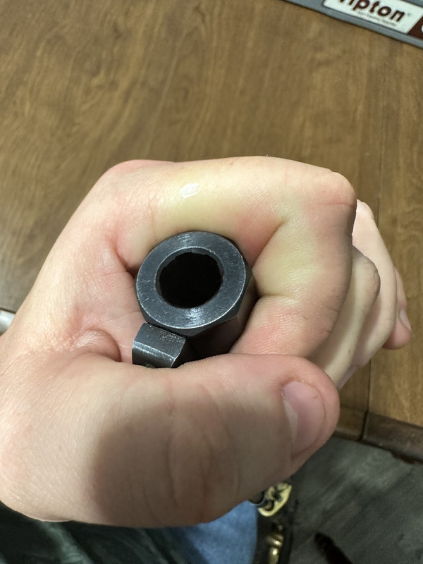 052373E3-F99B-4182-8970-28BEF2DFD2D9