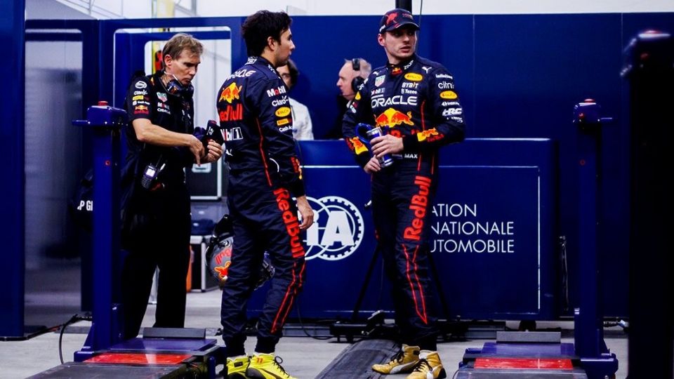 Red Bull pide detener los mensajes de odio a Verstappen: