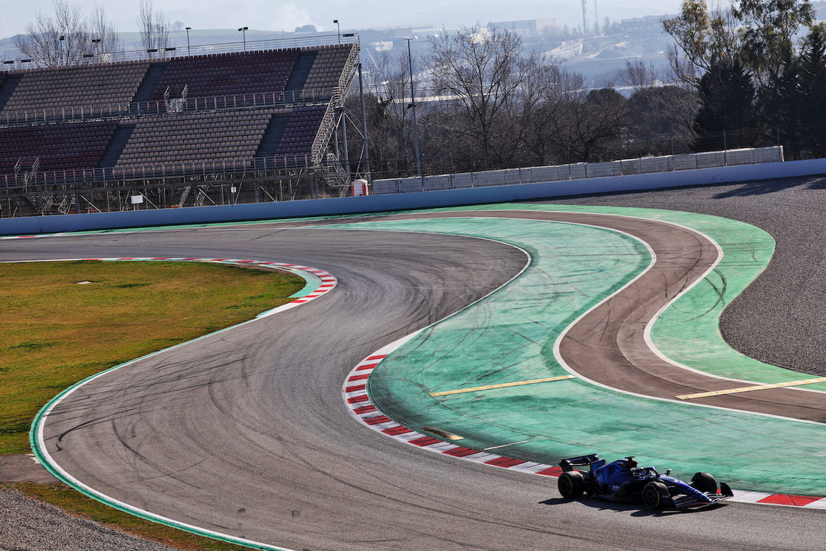 [Imagen: f1-test-barcellona-gallery-day1-101.jpg]