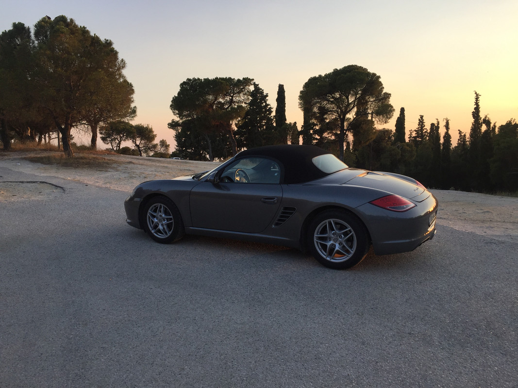 96A374C4-64FE-4D8E-9771-C3BD7A28D7E6