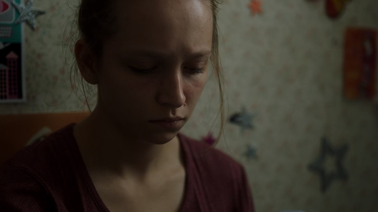 Three.Girls.S01E02.1080p.WEB-DL.2Ch.x265-DAWN_0h51m00.000s