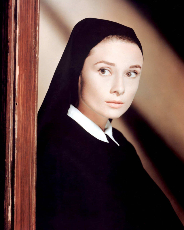 AudreyHepburn_mc25