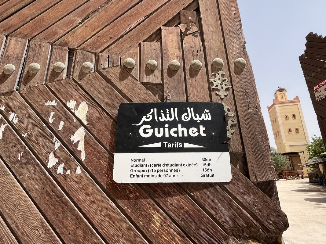 El Valle del Drâa, la gran arteria del sur de Marruecos - Blogs de Marruecos - Ouarzazate, un decorado de cine (14)