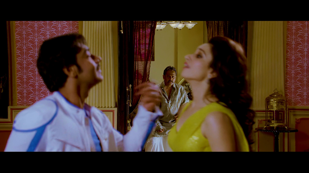 [Image: Tamanna-Hot-Song-From-Himmatwala-Taki-O-...-21-53.jpg]