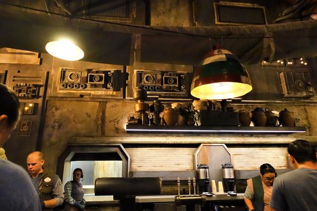 RESTAURANTES Y SNACKS EN BLACK SPIRE OUTPOST - DISNEYLAND ~ STAR WARS: GALAXY'S EDGE, LA GUIA (18)