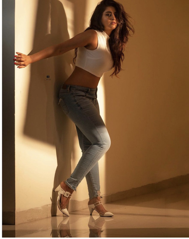 D465-CF7-D-F89-F-4049-BFF1-7-EE0272-E803