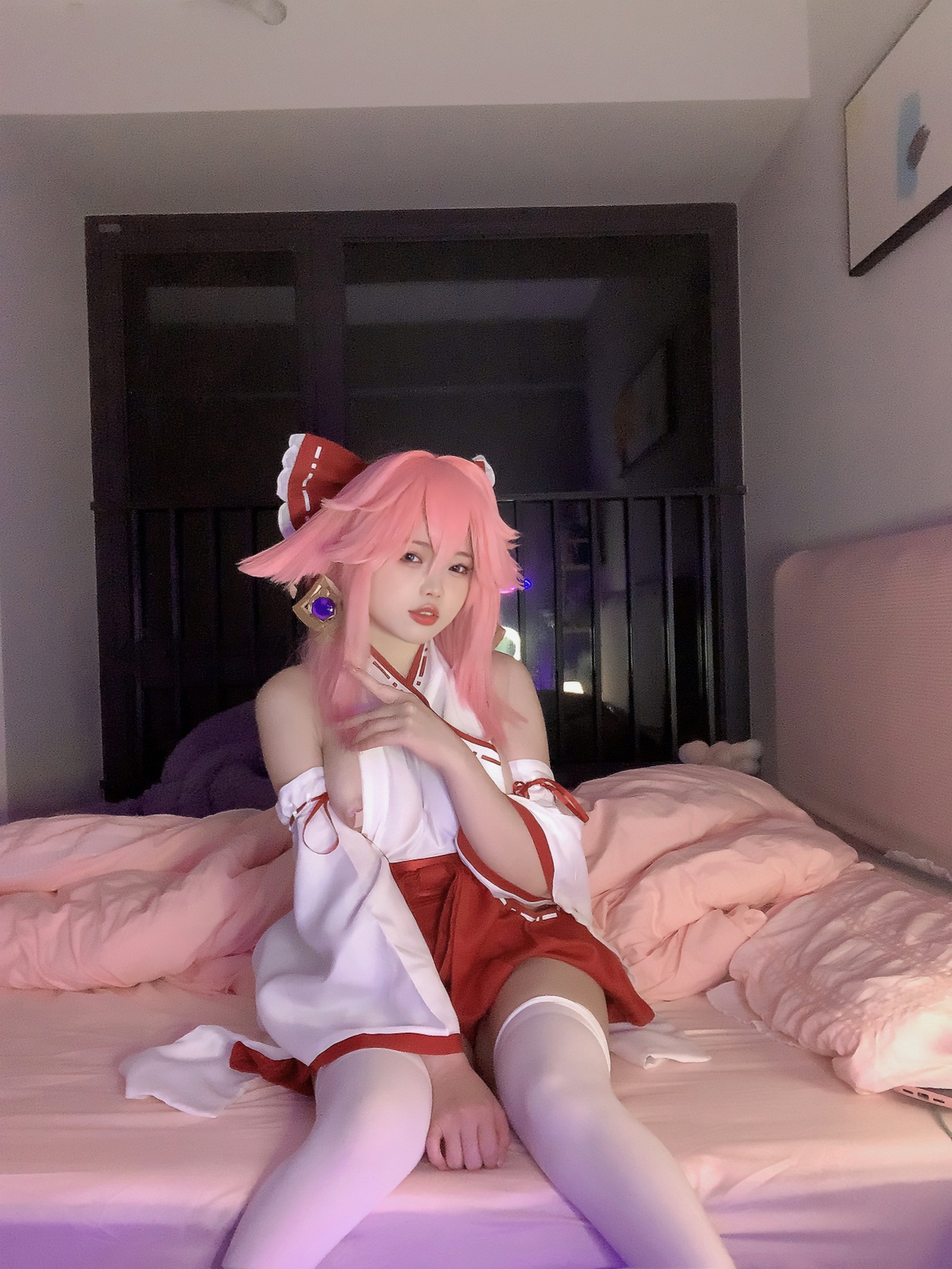 小瑶幺幺 八重巫女 Cosplay 写真合集【39P + 1V｜47.3MB】插图3