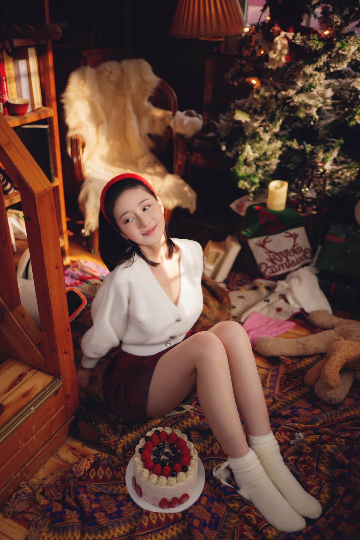 年年nnian 小红帽Cosplay写真 童话风性感图集插图4