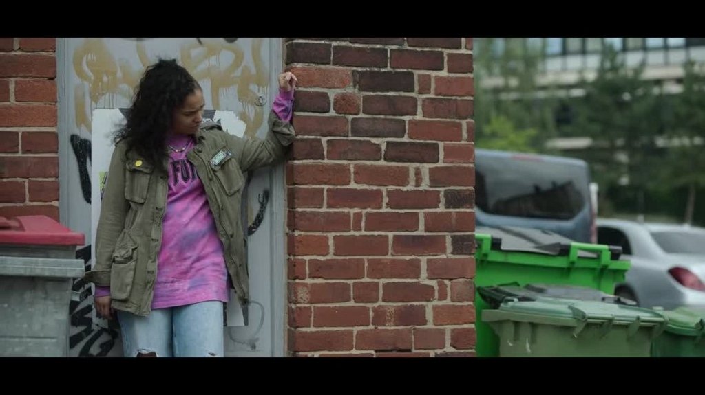 [Image: q9tv4jg4cb4w.jpg]