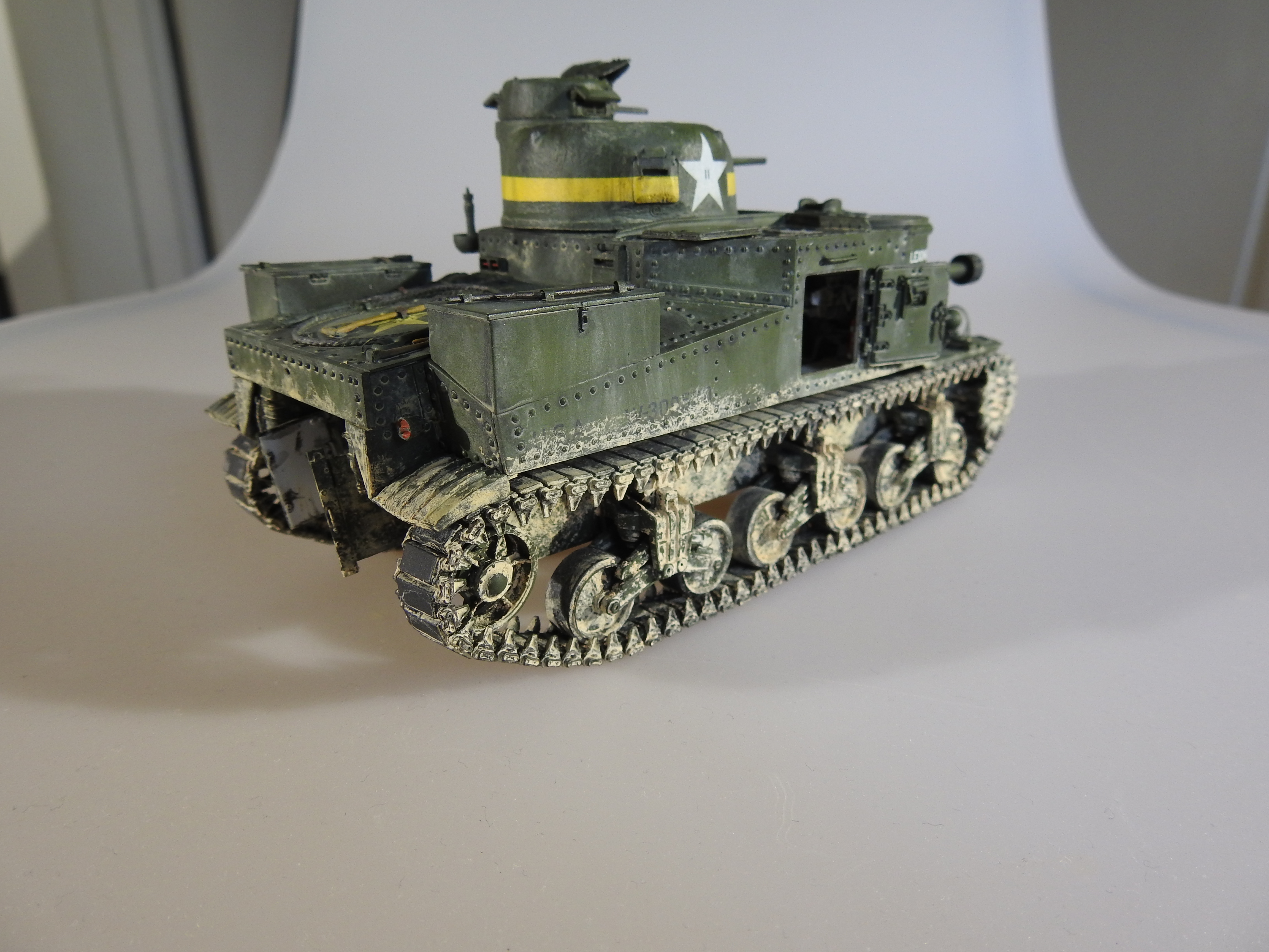 M3 Lee Mid Prod w interior, MiniArt, 1/35 - klar DSCN0469