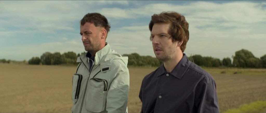 [Image: 0i1bzixn61mk.jpg]