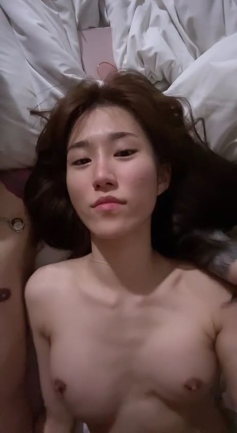 IMG-5652-MOV-000000900