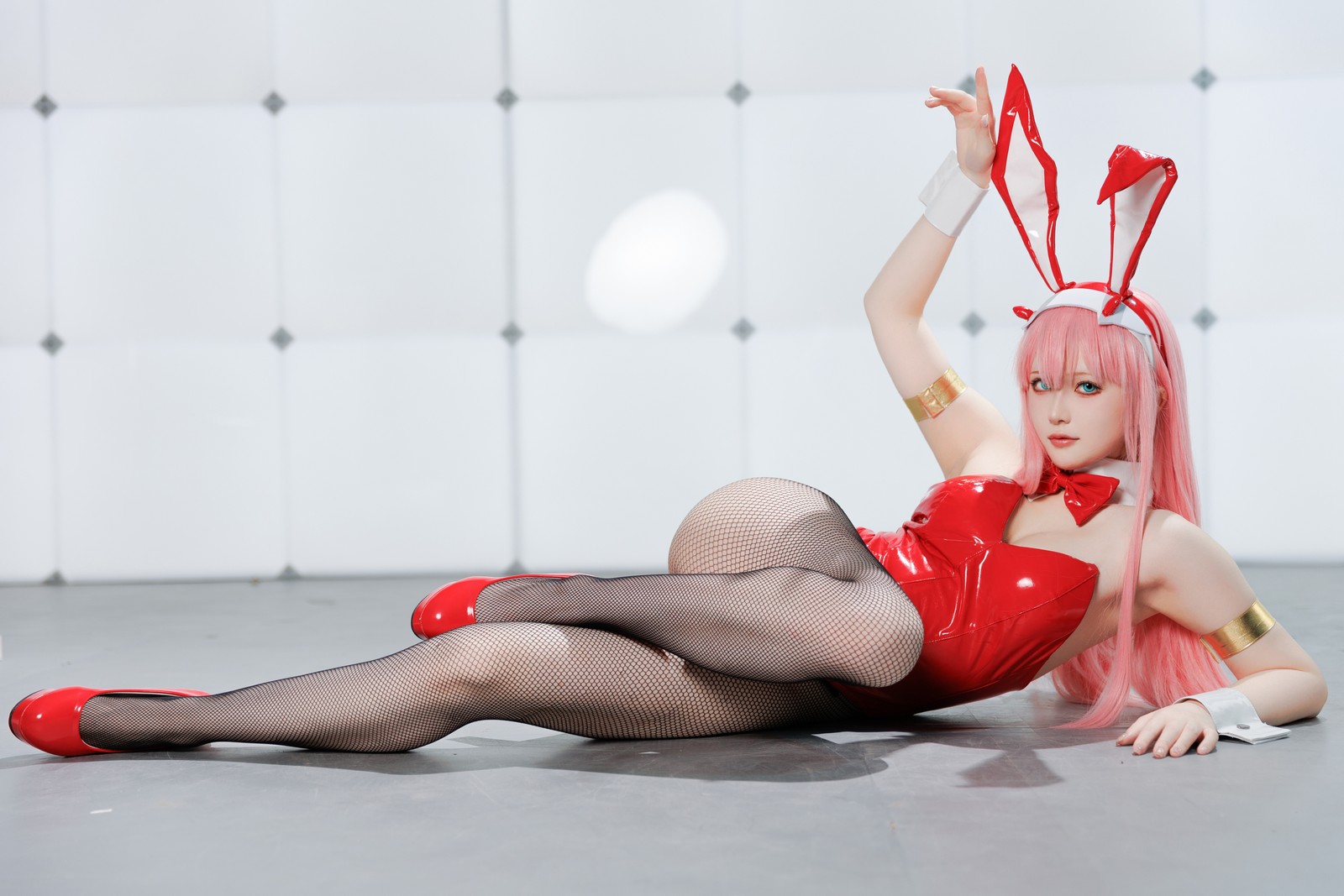 屿鱼 Yuyu Zero Two Cosplay 写真图集｜Darling in the Franxx 高清摄影（39P｜356MB）插图4
