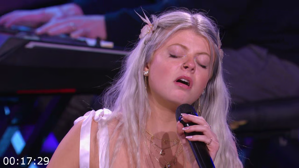 [Image: h8889ozrwmdb.png]