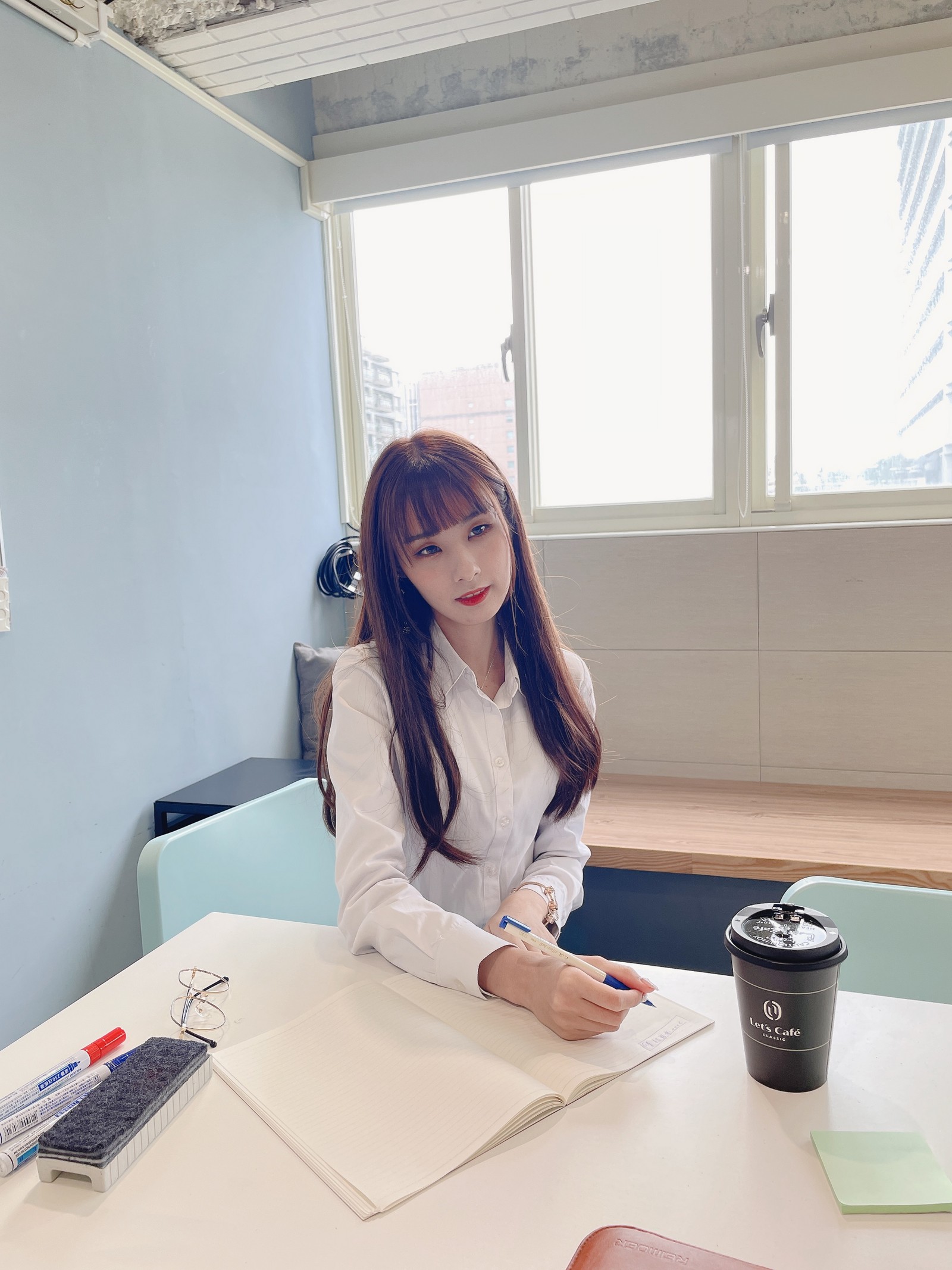 泥泥汝 OL 女郎 B 主题 写真＋视频合集｜高人气职业风作品（350P｜12V｜840MB）插图1