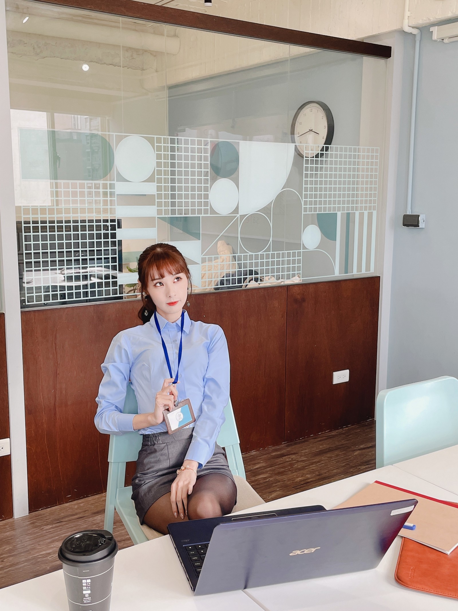 泥泥汝 OL 女郎 B 主题 写真＋视频合集｜高人气职业风作品（350P｜12V｜840MB）插图