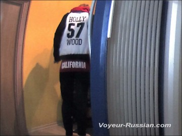 [Image: Voyeur21445114412.jpg]