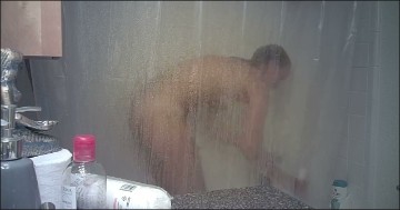 [Image: Voyeur13965081131.jpg]