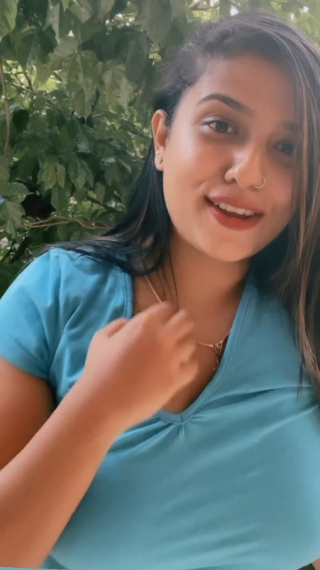 Cute malayali chubby girl huge breasts in blue tshirt.mp4_snapshot_00.07.963